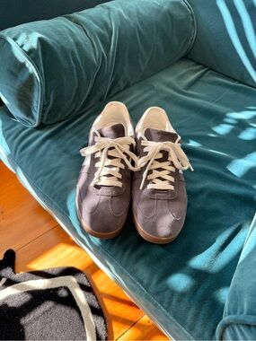 Clarks Gray Suede Athletic Sneakers with Cream Laces